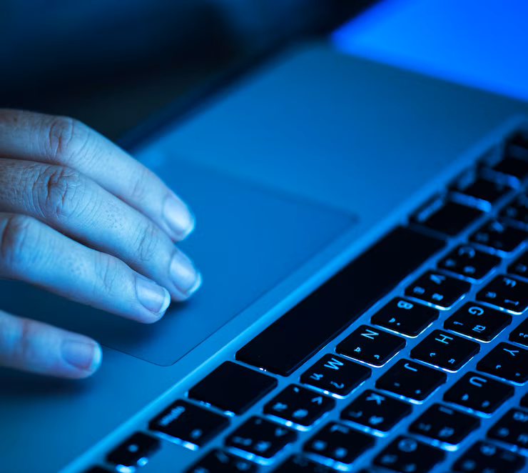 Submit a news tip- Virtual Advisor